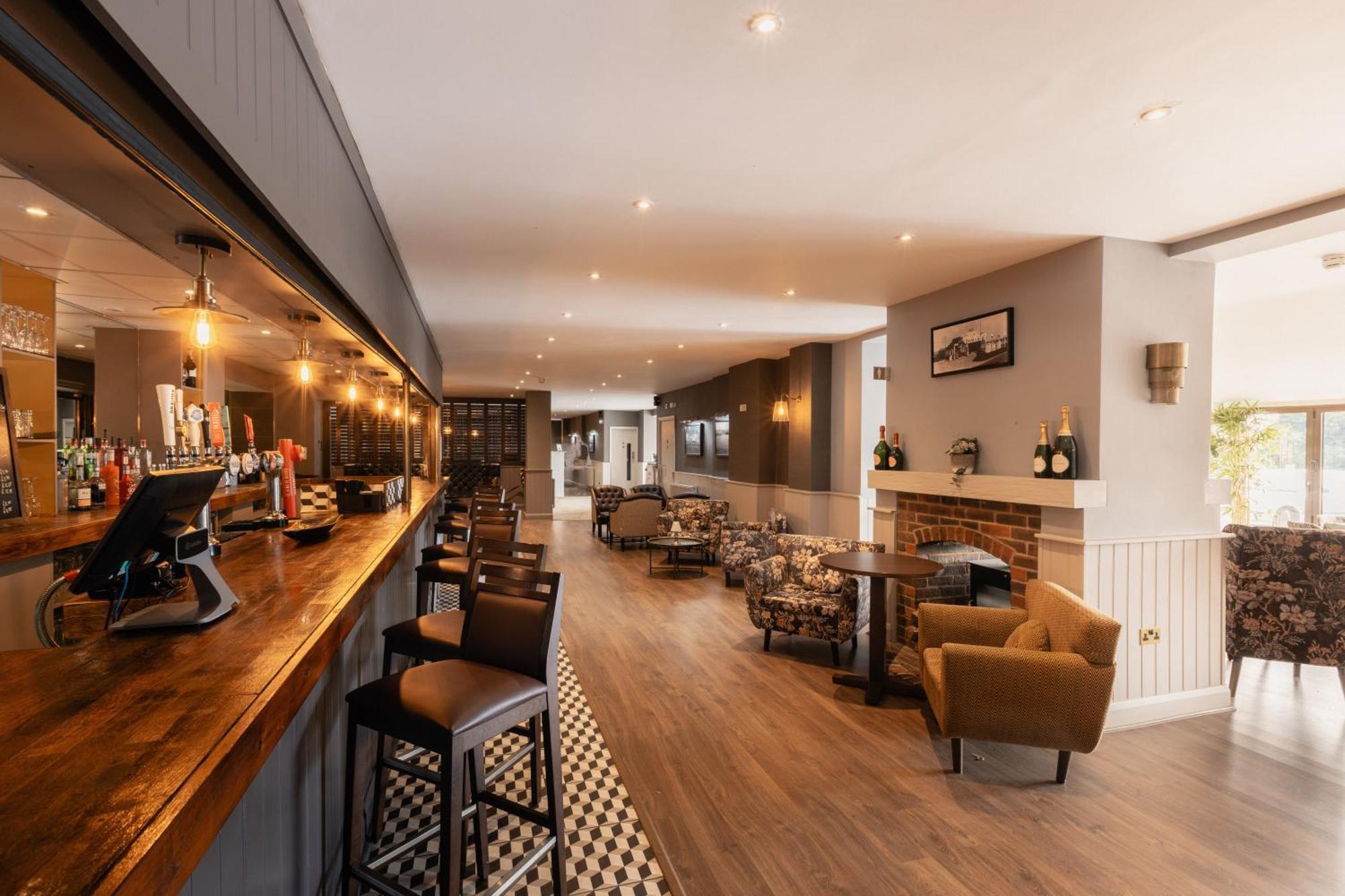 The Stones Hotel Salisbury Exterior foto
